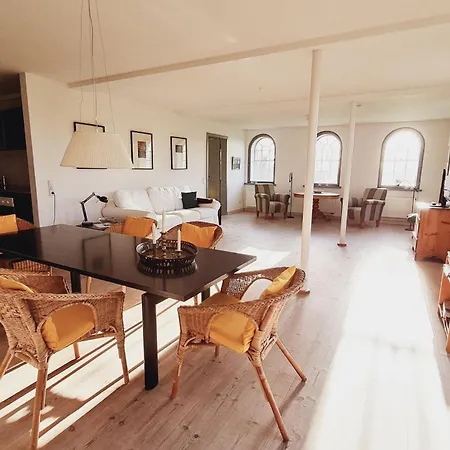 Kiekut's Land Holiday home Westerholz